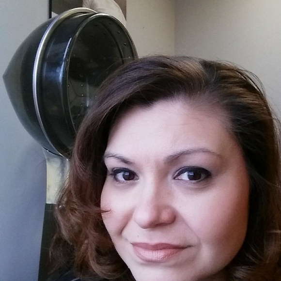 Meet your Posher, Jalene - Picture 1 of 1